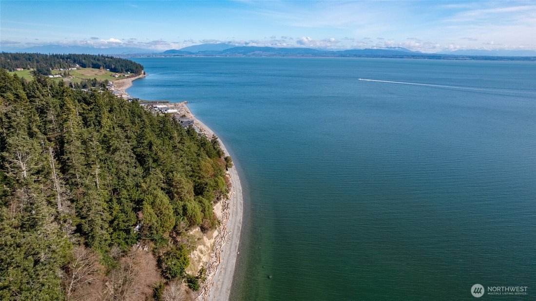 House in Oak Harbor, Washington, United States 1 - 17358251