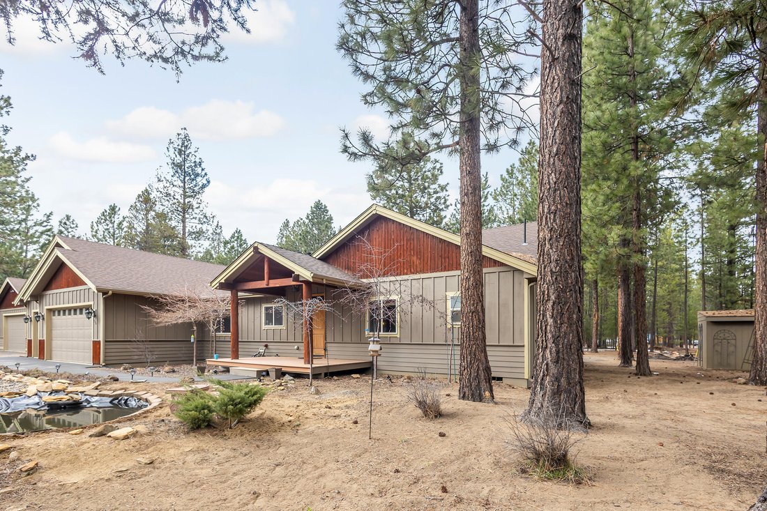 House in La Pine, Oregon, United States 1 - 17358794