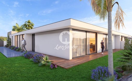 Townhouse in Povoa de Varzim, Beiriz e Argivai, Porto District, Portugal 1