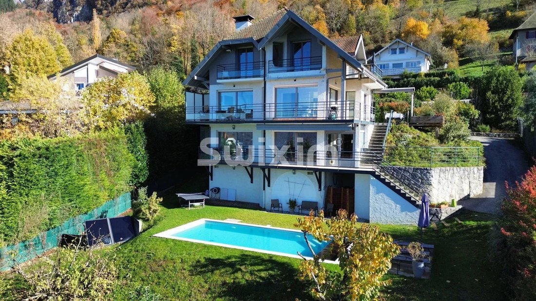 Villa in Veyrier-du-Lac, Auvergne-Rhône-Alpes, France 2 - 16568601