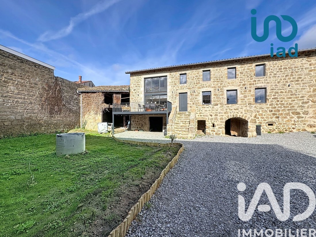 House in Maclas, Auvergne-Rhône-Alpes, France 2 - 17366312
