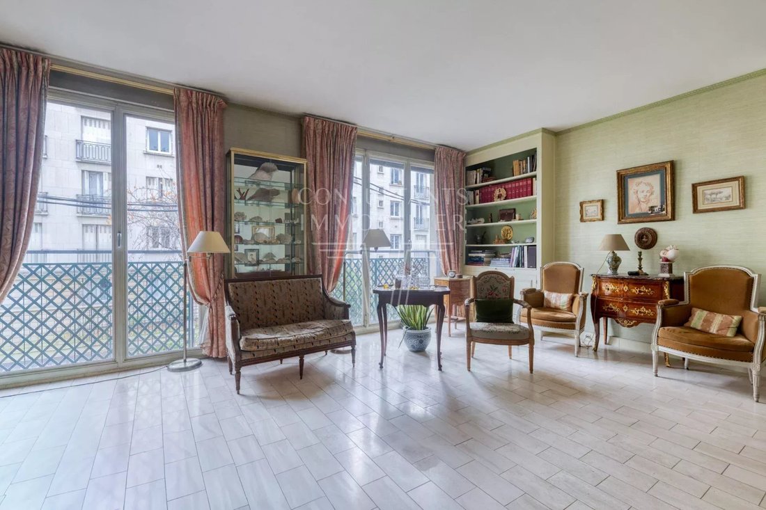Apartment in Villiers-Cerdan, Levallois-Perret, France 5 - 17356330