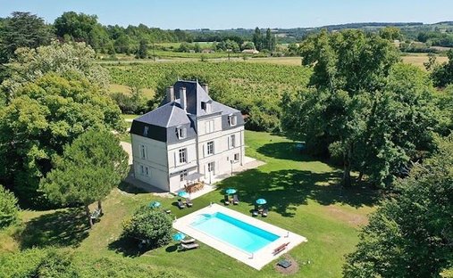 Estate in Vieux Bergerac, Bergerac, France 1