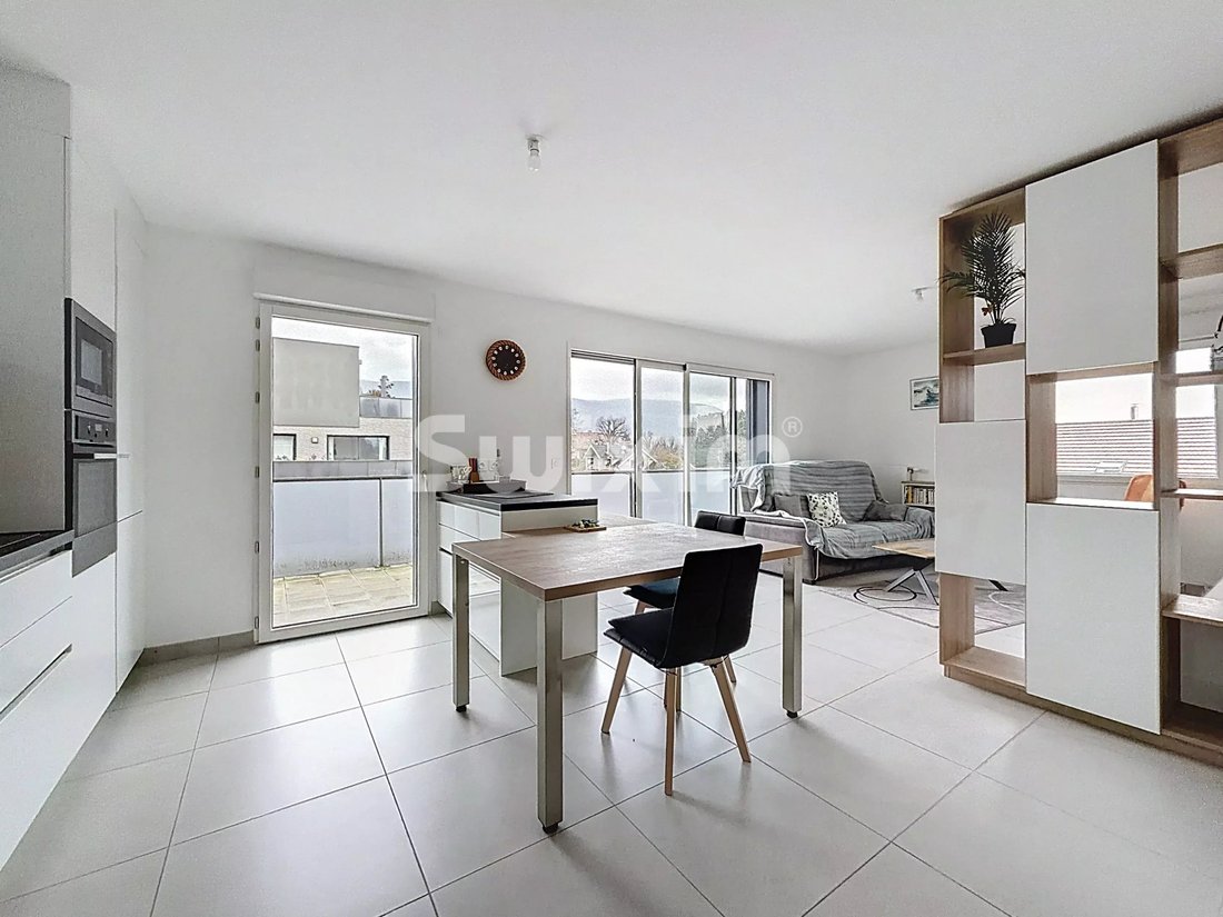 Apartment in Divonne-les-Bains, Auvergne-Rhône-Alpes, France 2 - 17335533