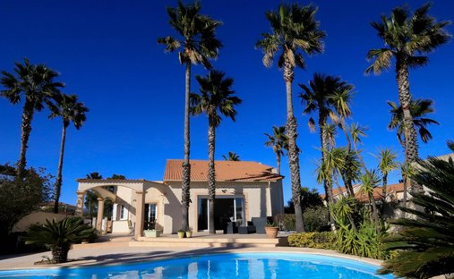 House in Est, Borgo, France 1