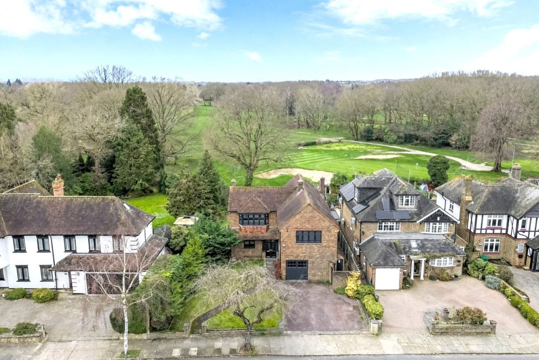 House in Gidea Park, Romford, England 3 - 17362916