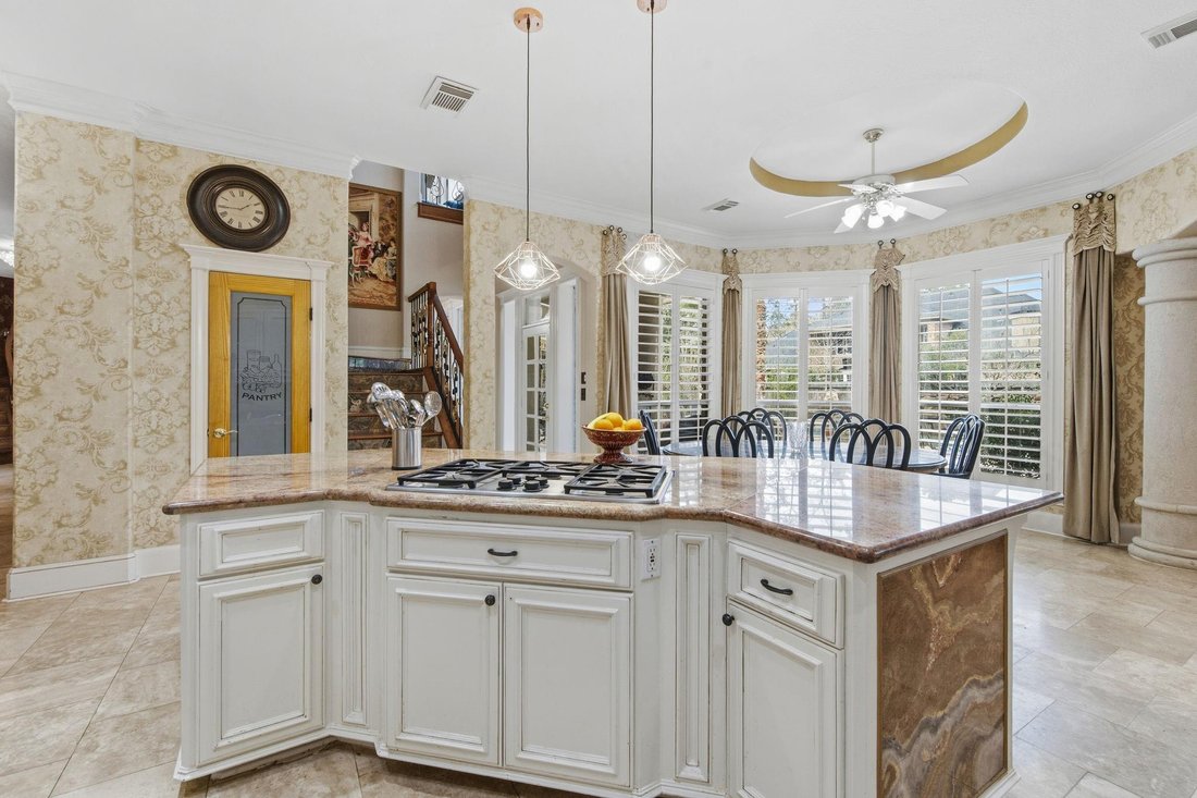 House in Houston, Texas, United States 5 - 17369663