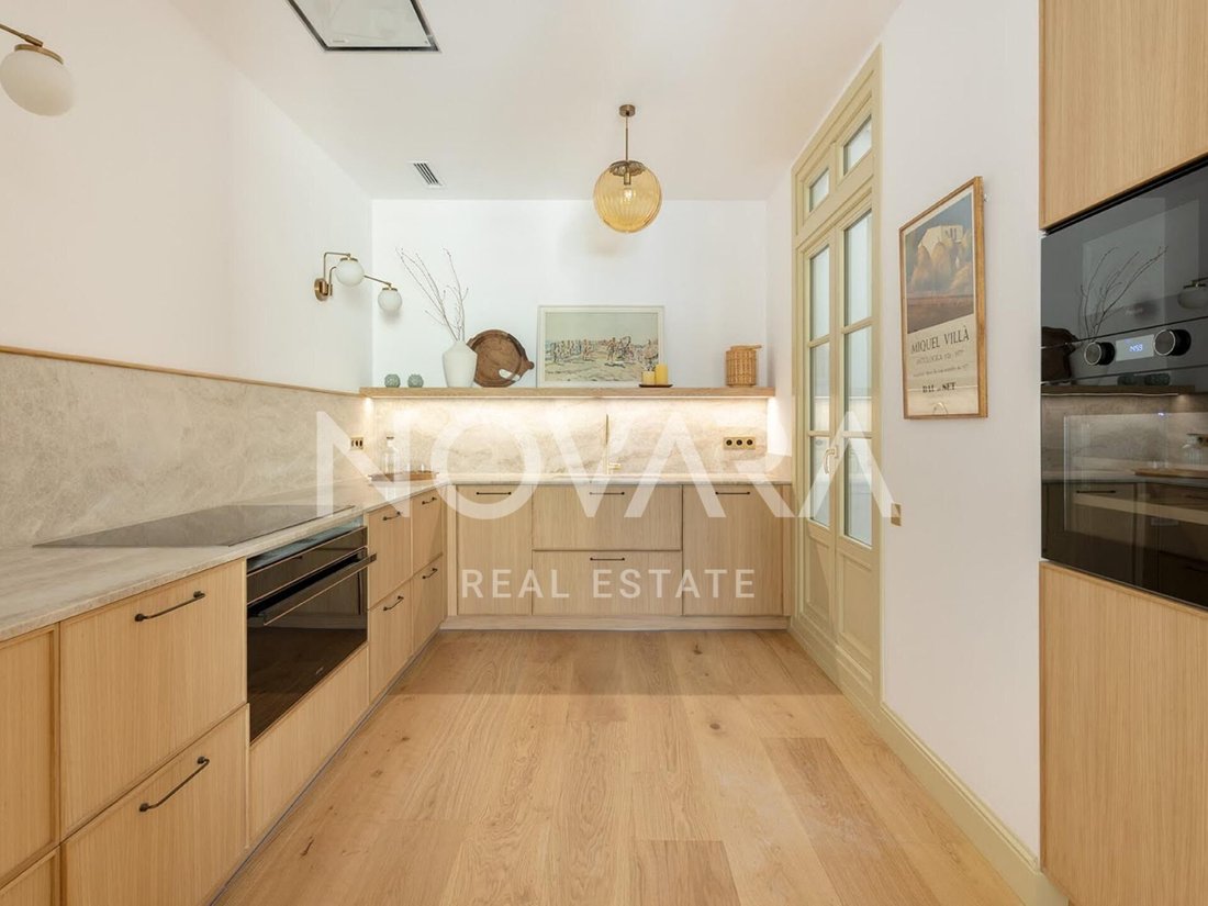 Apartment in Les Corts, Barcelona, Spain 5 - 17363785