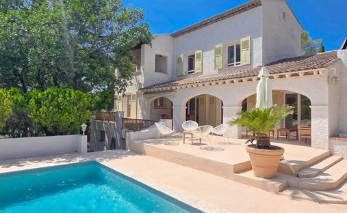 Villa in Counillier Valescure, Frejus, France 1