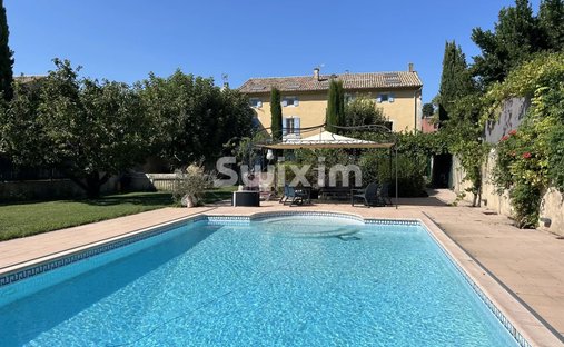 Country House in Ouest, Saint-Paul-Trois-Châteaux, France 1