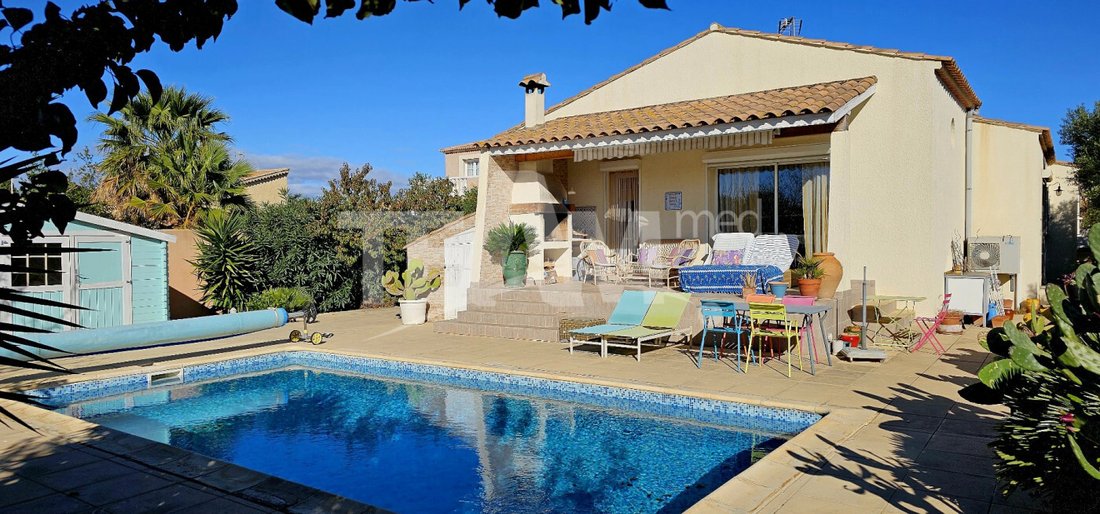 House in Balaruc-les-Bains, Occitania, France 1 - 16507393