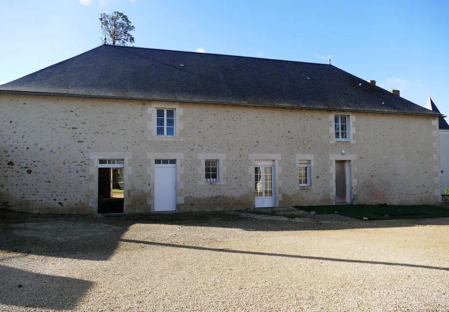 Estate in Centre, Montmorillon, France 5 - 17371808