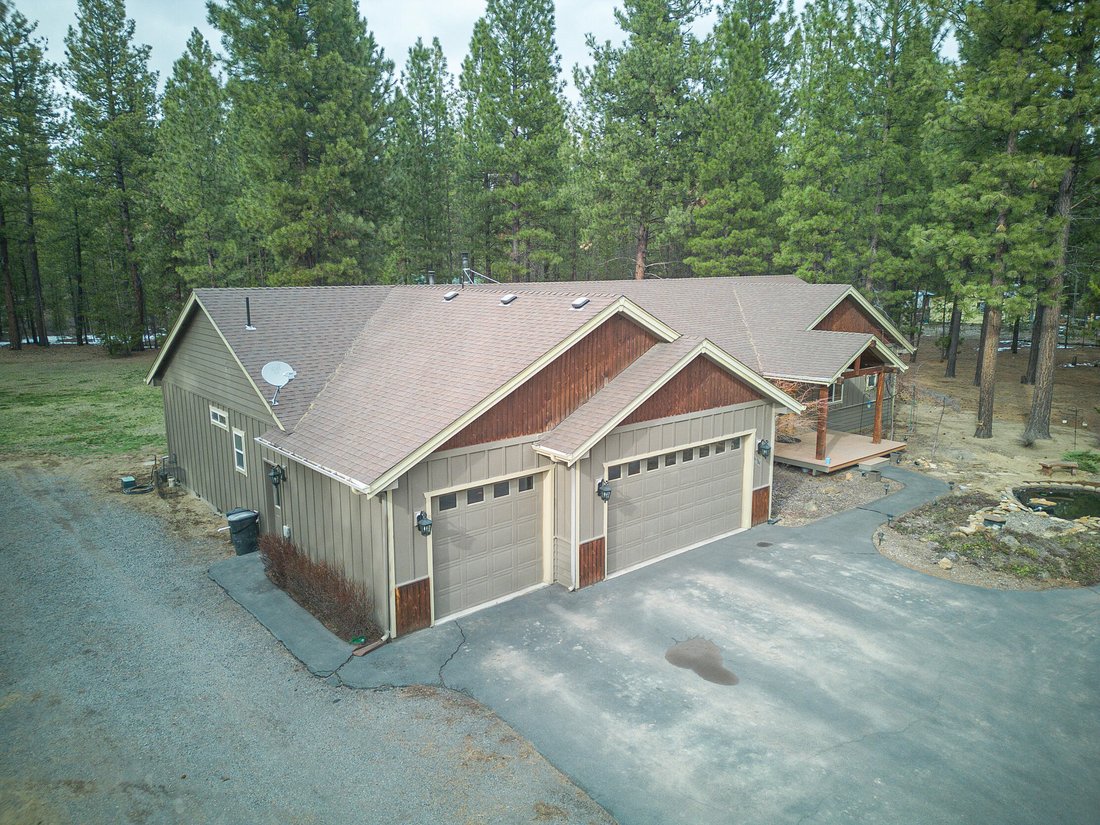 House in La Pine, Oregon, United States 5 - 17358794