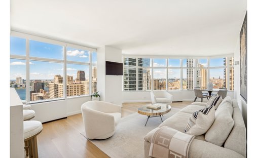 Condo in New York, New York, United States 1