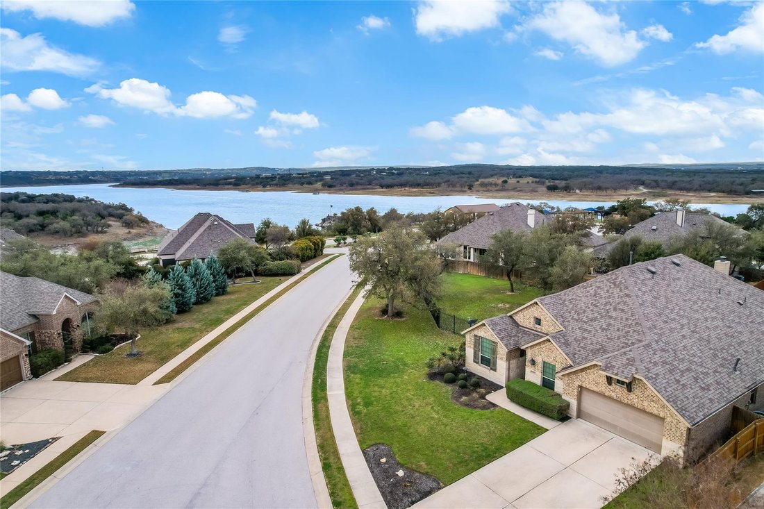 House in Jonestown, Texas, United States 3 - 17334728