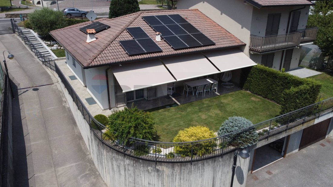 House in Endine, Lombardy, Italy 1 - 17362228
