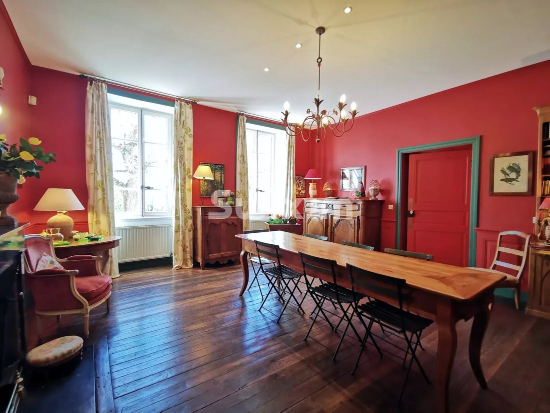 Estate in Sonnay, Auvergne-Rhône-Alpes, France 4 - 15642546