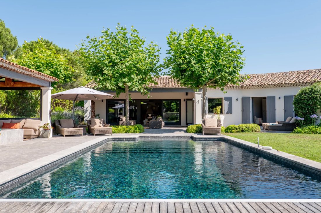 House in Mougins, Provence-Alpes-Côte d'Azur, France 1 - 17361712