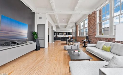 Condo in Los Angeles, California, United States 1