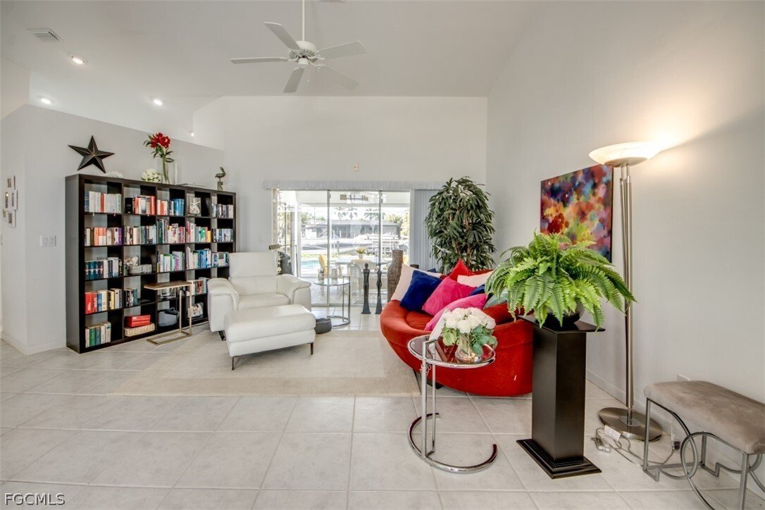 House in Cape Coral, Florida, United States 5 - 17356786