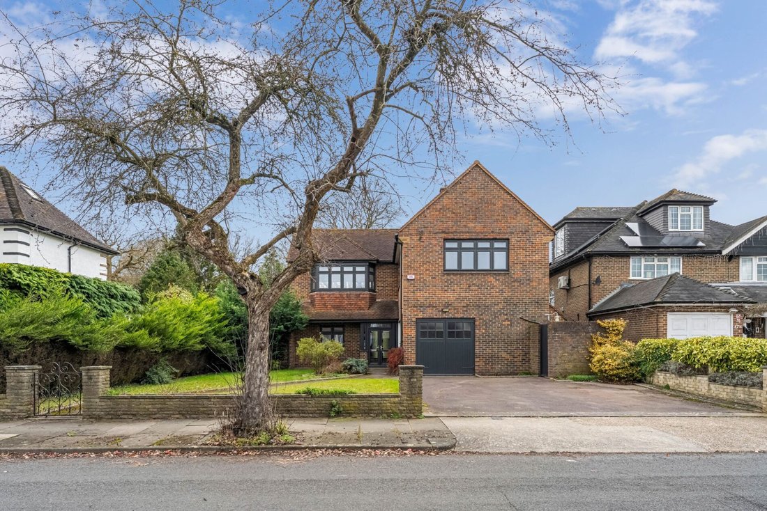 House in Gidea Park, Romford, England 1 - 17362916