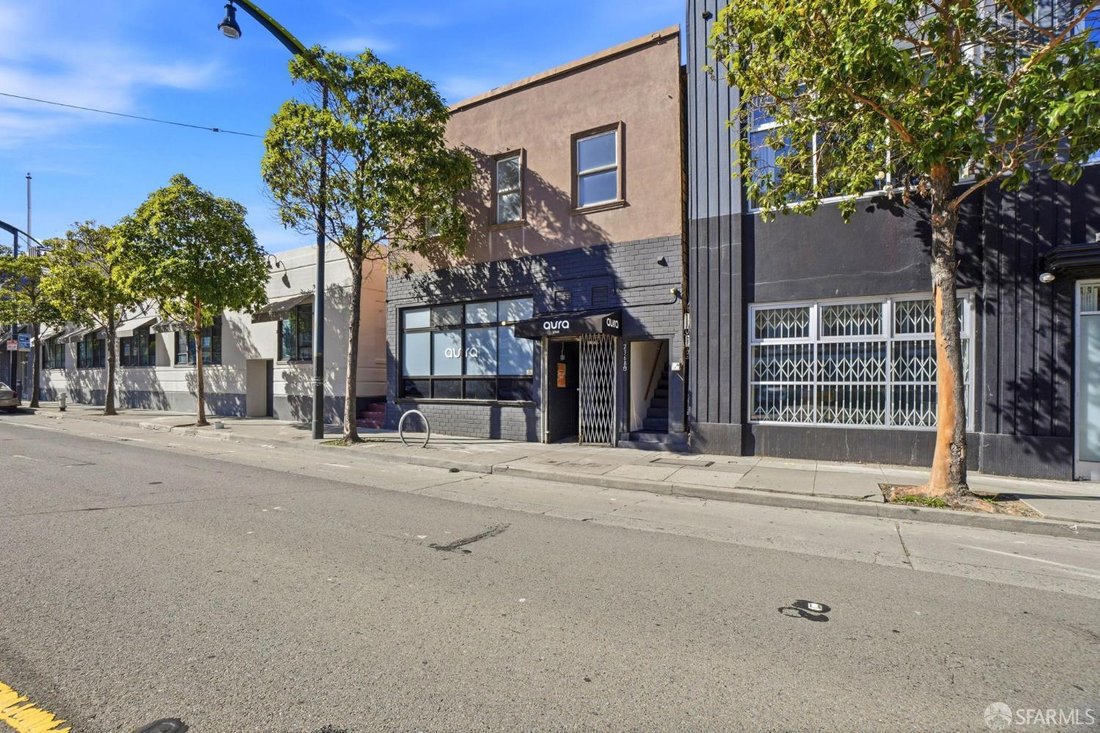 San Francisco, California, United States 3 - 17363172