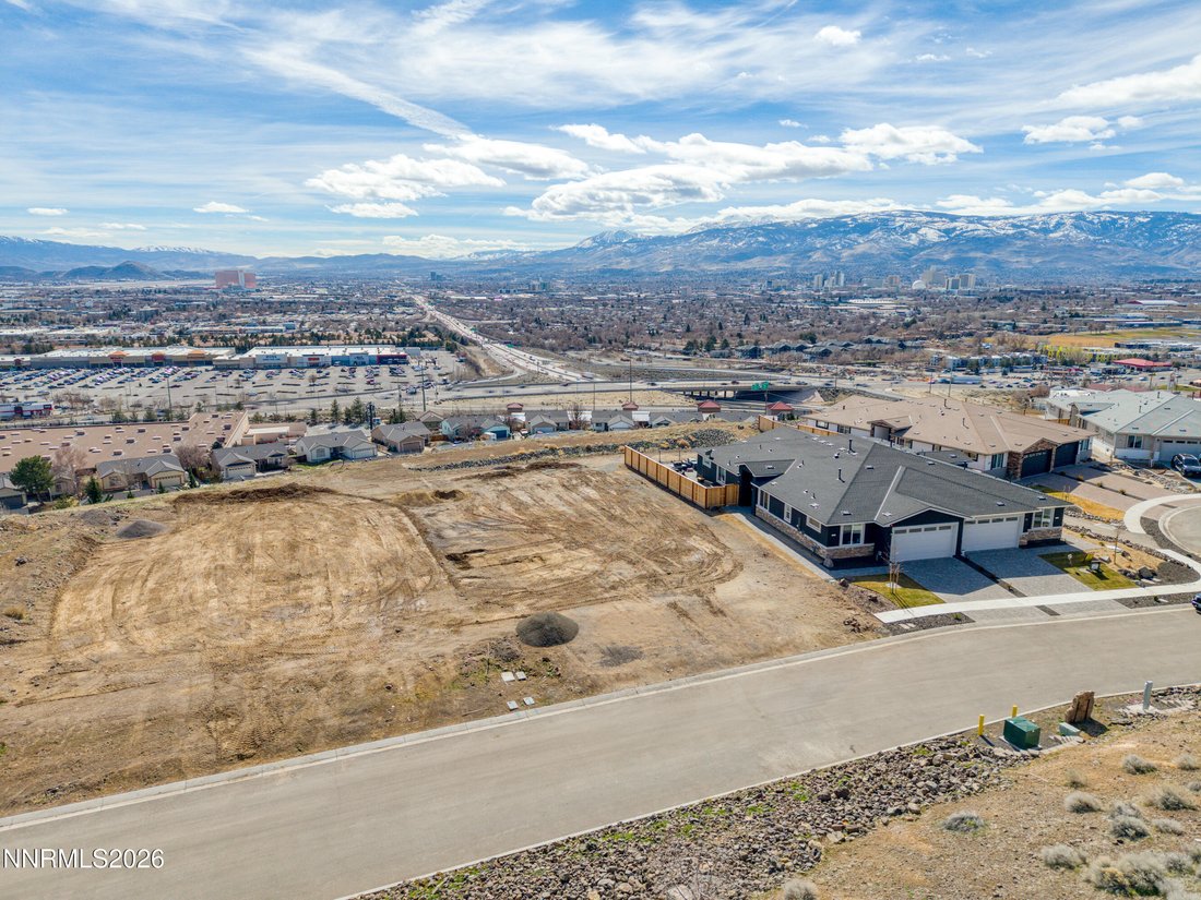 House in Reno, Nevada, United States 1 - 17288169