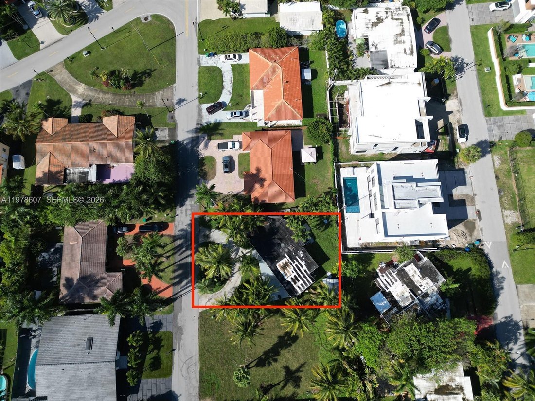 House in Sunny Isles Beach, Florida, United States 2 - 17366648