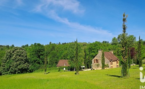 House in Proissans, Nouvelle-Aquitaine, France 1
