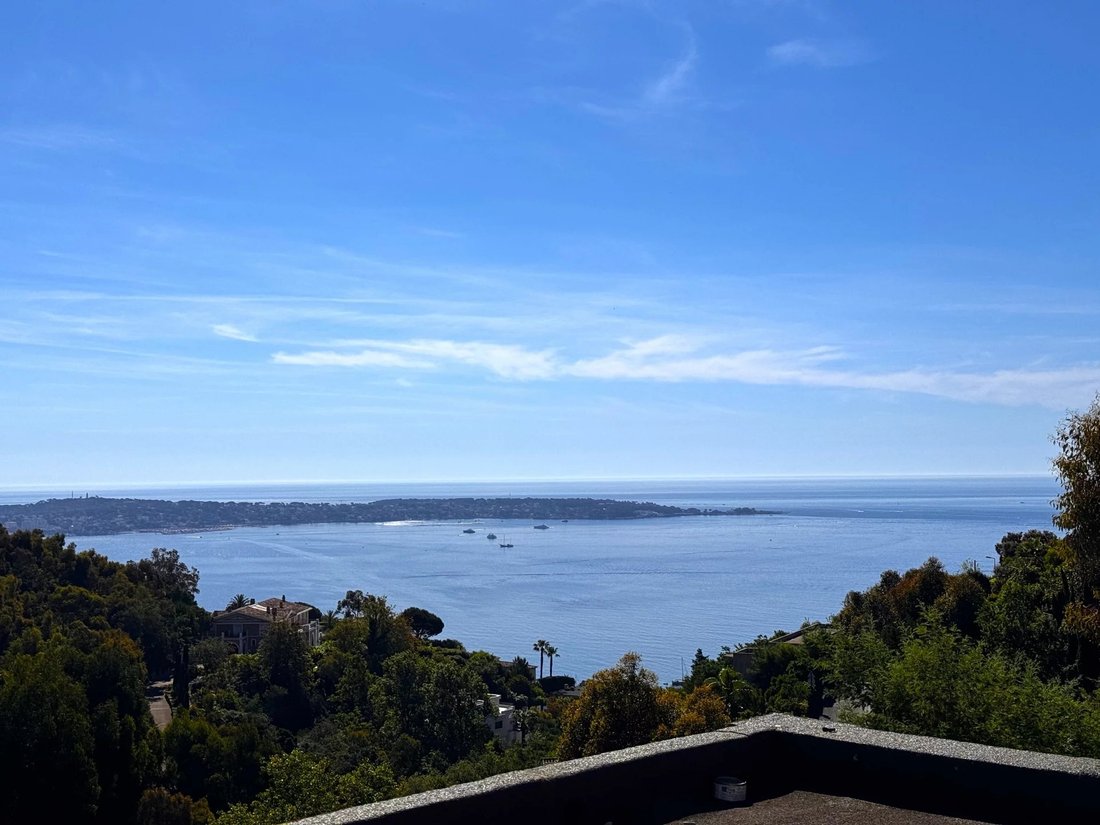 Villa in La Maure-Super Cannes, Vallauris, France 1 - 17359597