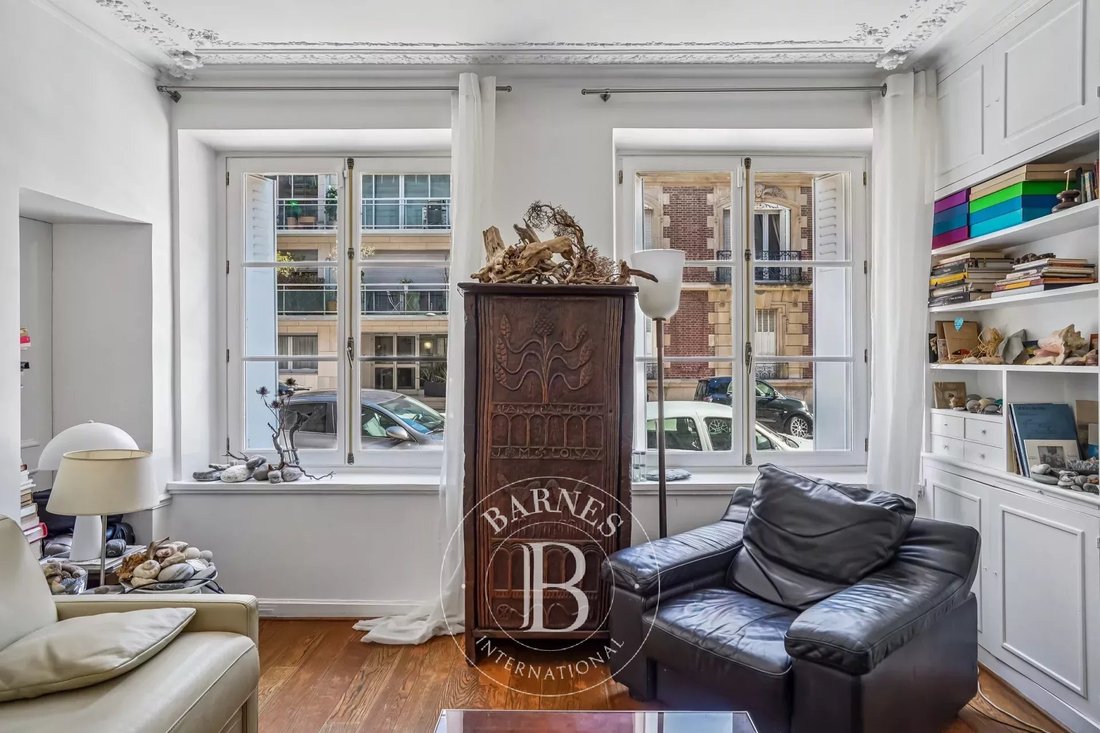 Apartment in Ecole Militaire, Paris 7e Arrondissement, Paris 3 - 17371629
