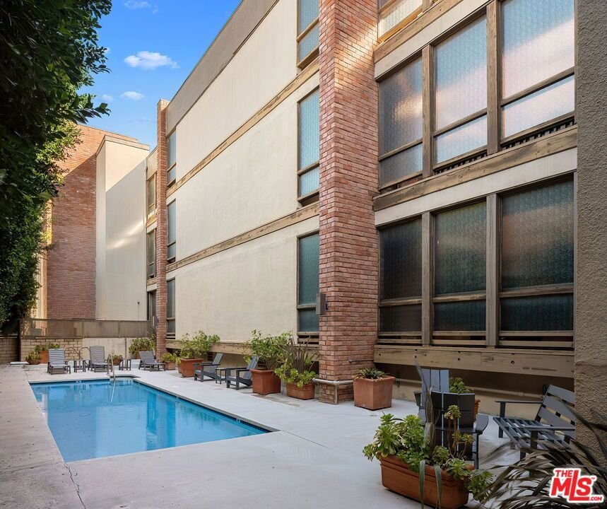 Condo in Beverly Hills, California, United States 3 - 17358892