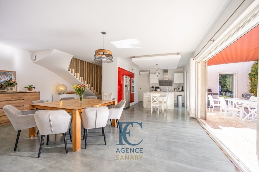 House in Sanary-sur-Mer, Provence-Alpes-Côte d'Azur, France 2 - 17369821