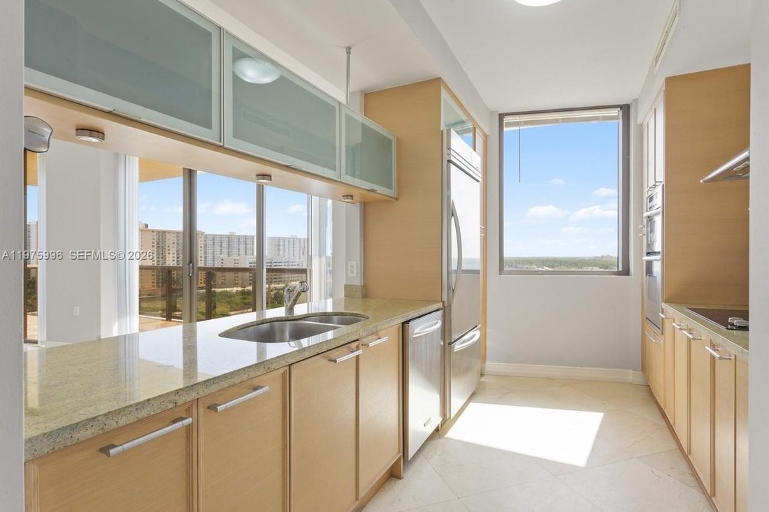Condo in Sunny Isles Beach, Florida, United States 2 - 17360443