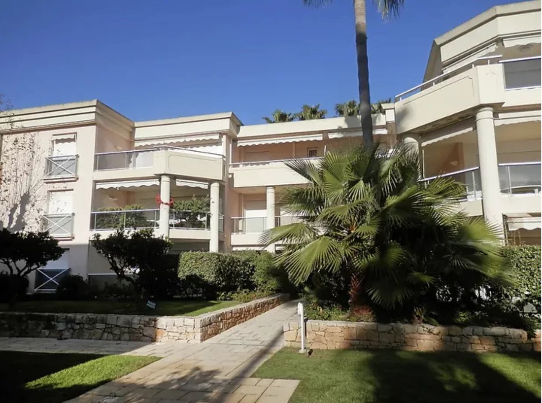 Wohnung in Antibes, Provence-Alpes-Côte d'Azur, Frankreich 3 - 17359617