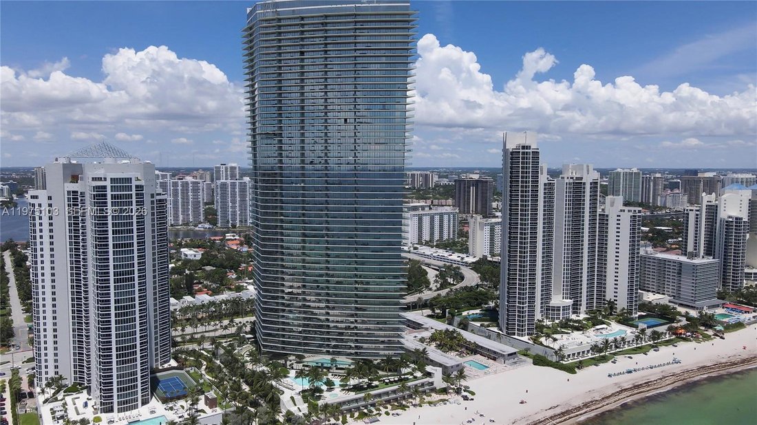 Condo in Sunny Isles Beach, Florida, United States 2 - 17360405