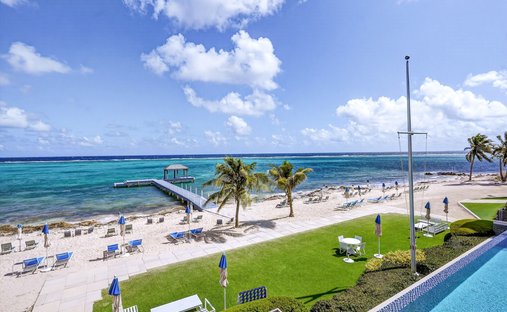 Condo in Rum Point, North Side, Cayman Islands 1
