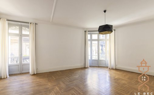 Apartment in Zone Industrielle du Prat, Vannes, France 1
