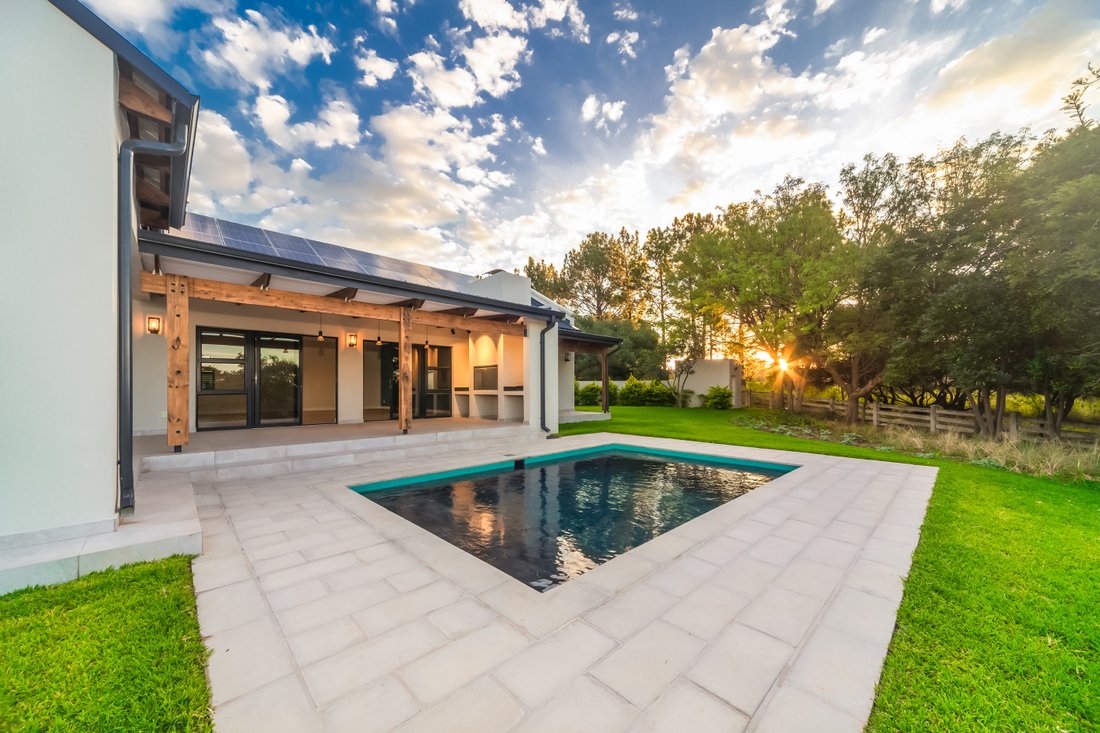 House in Midrand, Gauteng, South Africa 5 - 17370929