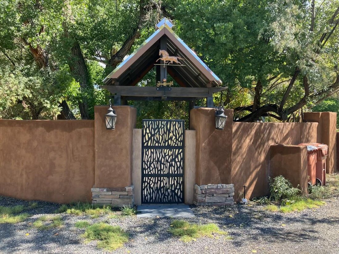 House in Corrales, New Mexico, United States 5 - 17370715