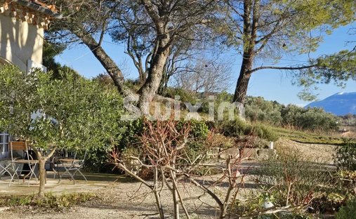 Maison à Visan, Provence-Alpes-Côte d'Azur, France 1