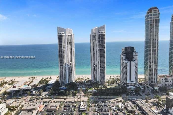 Condo in Sunny Isles Beach, Florida, United States 4 - 17360404