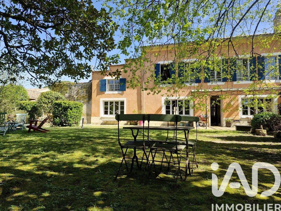 House in Saint-Magne-de-Castillon, Nouvelle-Aquitaine, France 1 - 17366358