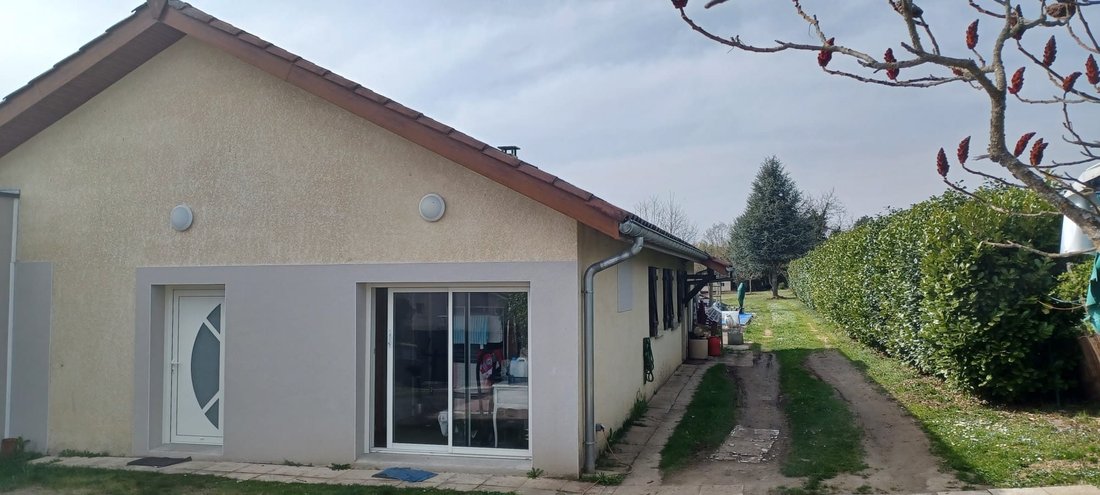 Villa in La Chapelle-de-la-Tour, Auvergne-Rhône-Alpes, France 3 - 17362460