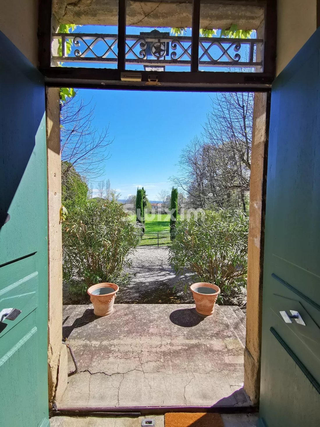 Estate in Sonnay, Auvergne-Rhône-Alpes, France 2 - 15642546