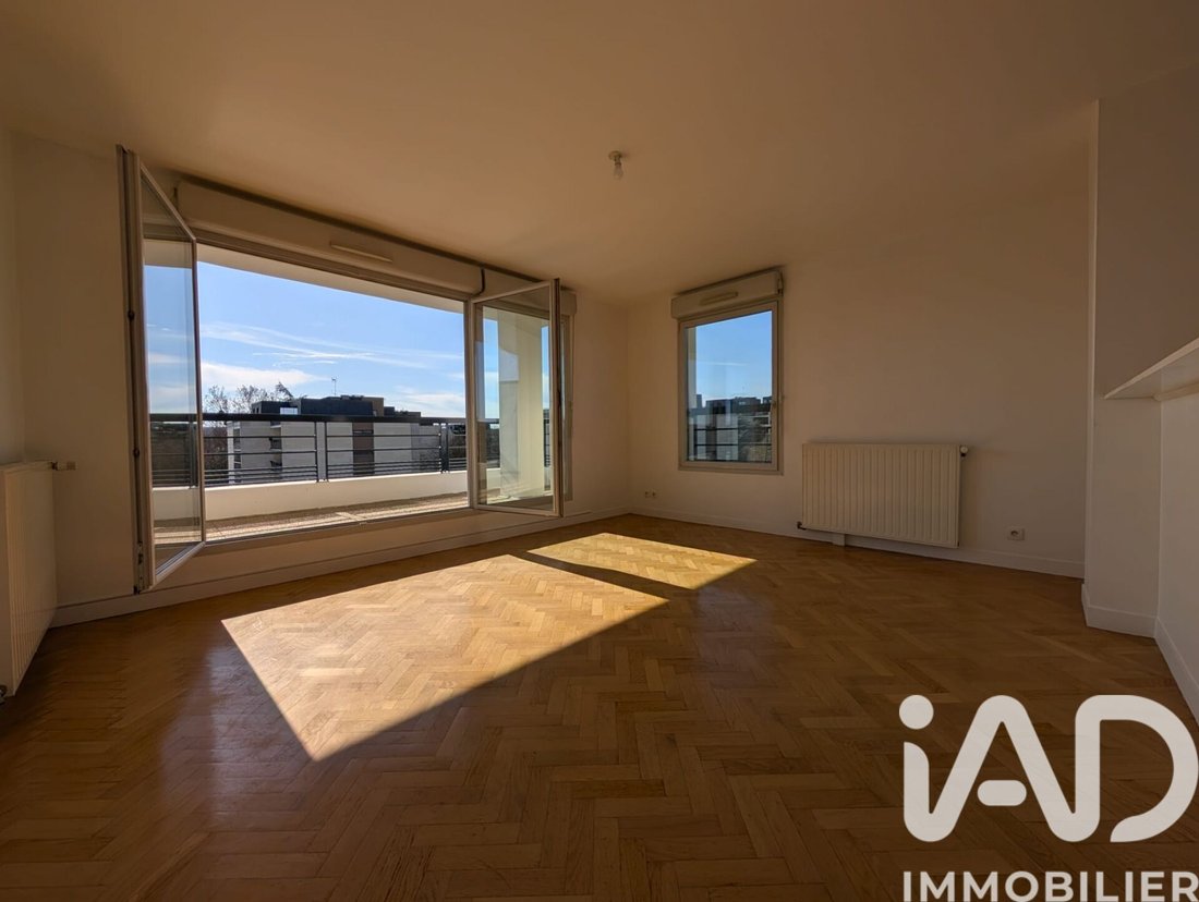 Apartment in Montreuil, Versailles, France 4 - 17366391