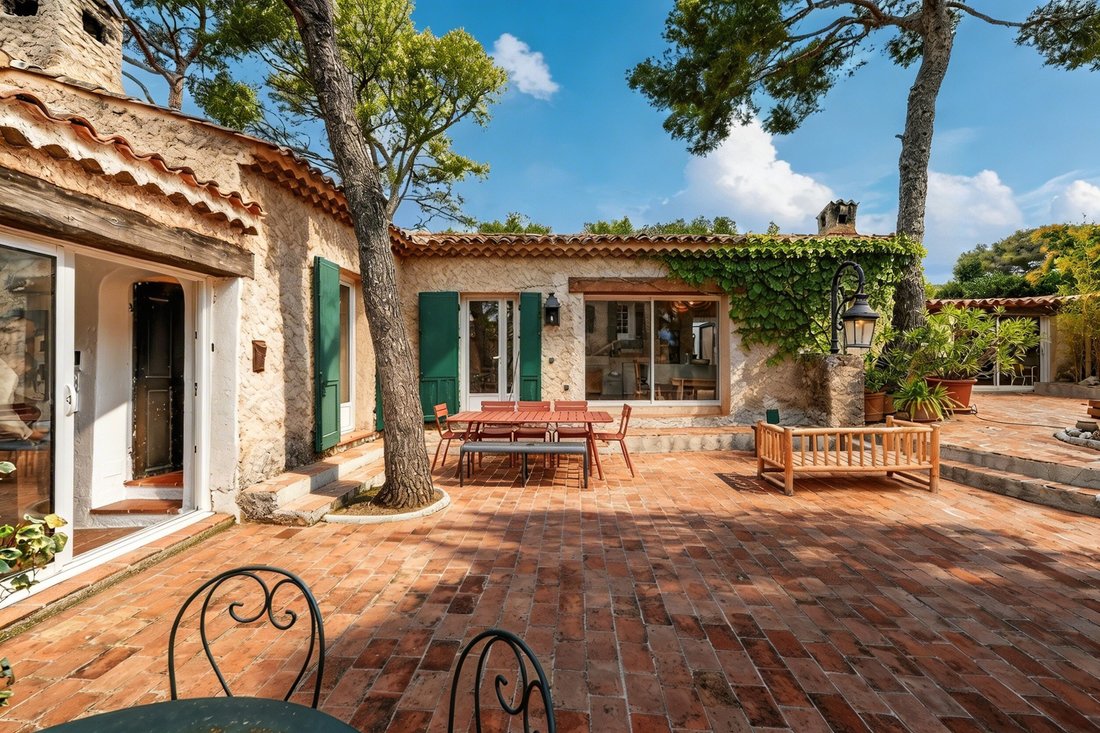 House in Grande Couronne, Cassis, France 2 - 17361466