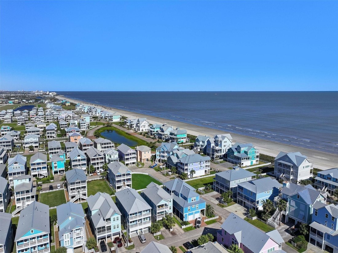 House in Galveston, Texas, United States 3 - 17366930