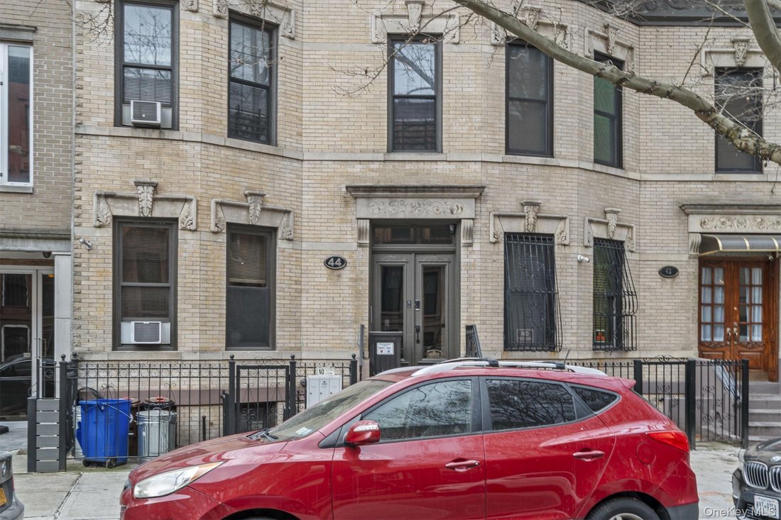 House in New York, New York, United States 2 - 17366504
