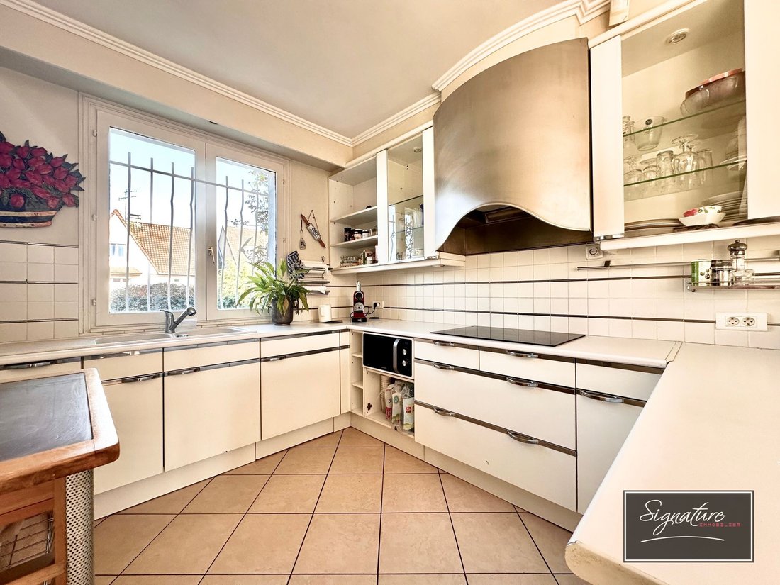 House in Senlis, Hauts-de-France, France 4 - 17327053